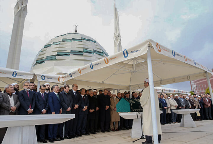 Başkan Erdoğanın Katıldığı Abdullah Tivniklinin Cenaze Töreninden Kareler!
