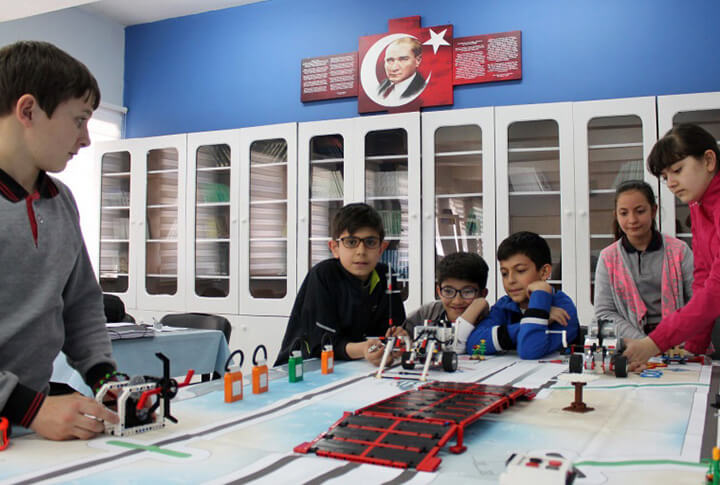 Erzurum Büyükşehir Belediyesi Robotik Kodlama Projesi