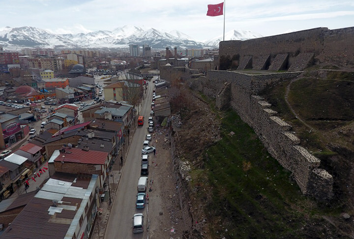 Erzurum Bat Pazarında 35 İş Yeri Yıkıldı Değişim Başladı