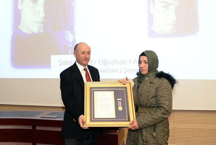 Erzurum, Devlet Övünç Madalyası ve Beratı