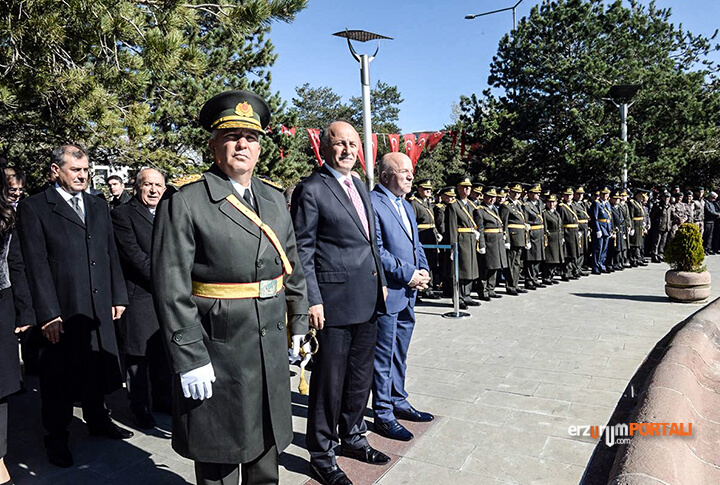 Erzurum'da 29 Ekim Cumhuriyet Bayramı Töreninden Kareler!