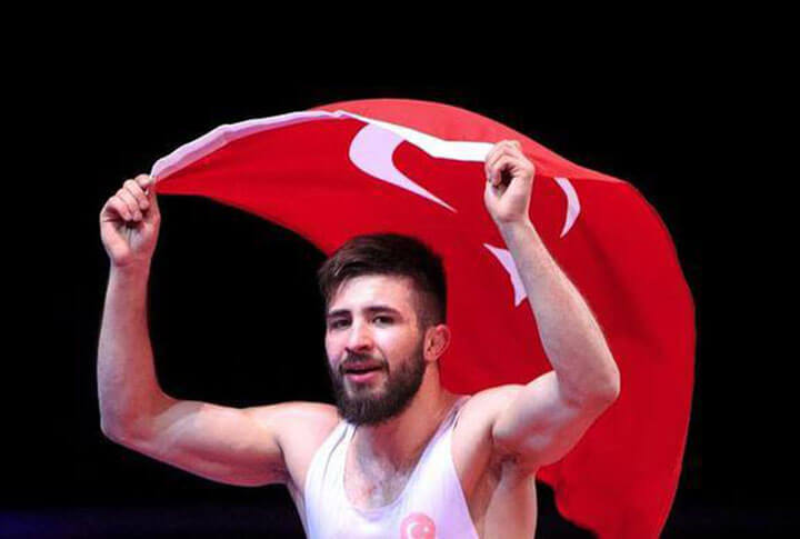 Avrupa Güreş Şampiyonu Murat Ertürk