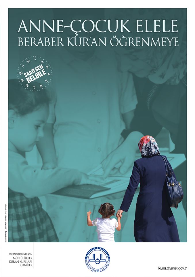 Erzurum'da anne çocuk el ele beraber Kur'an öğrenmeye