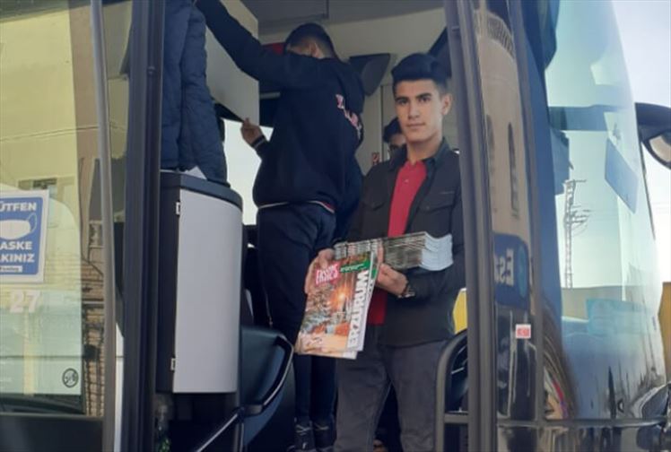 Erzurumlu Öğrenciler Harekete Geçti Herkes Kitap Okusun