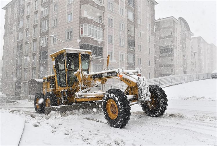 Erzurum'a Kar Yağdı