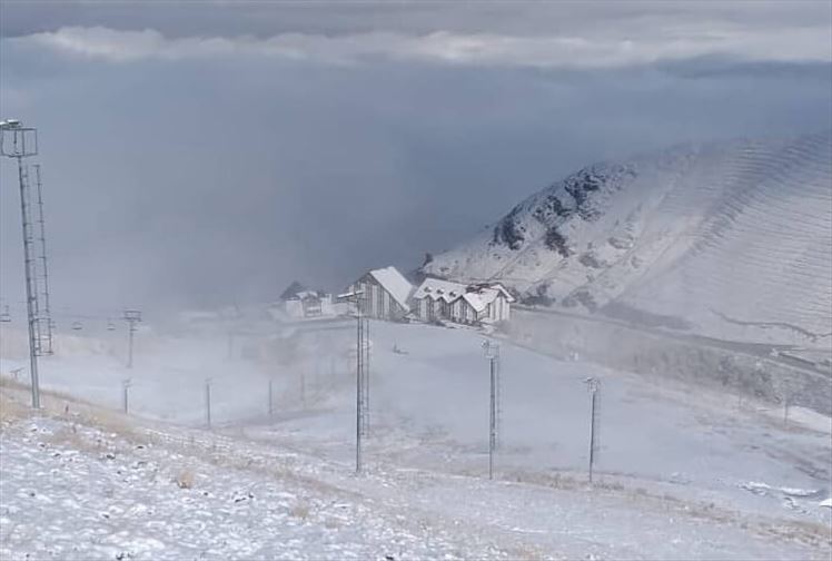 Erzurum Palandöken'e Kar Yağdı
