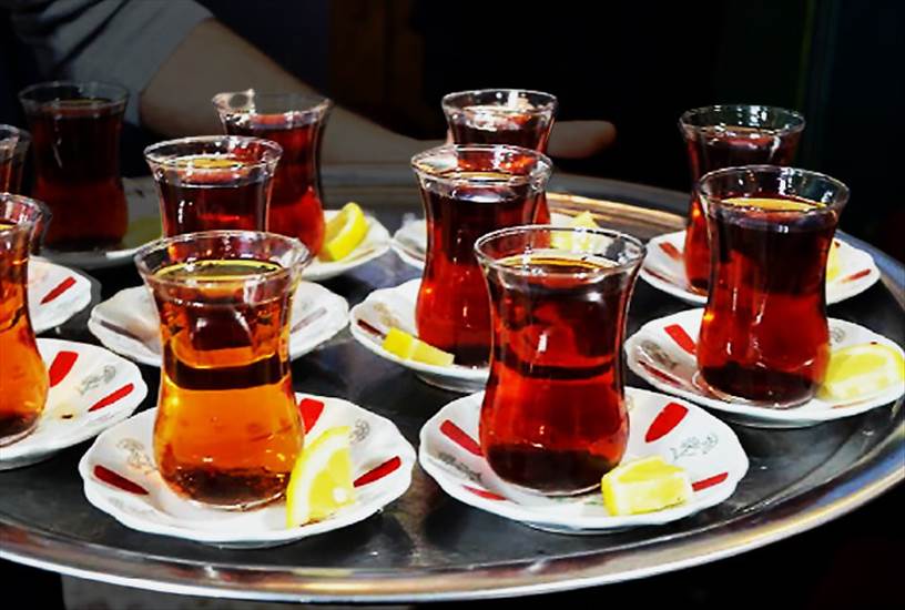 Soğuk Su ile Çay Demlendiğini Duydunuz Mu? Erzurum’da Demlenen Soğuk Çay Detayları!