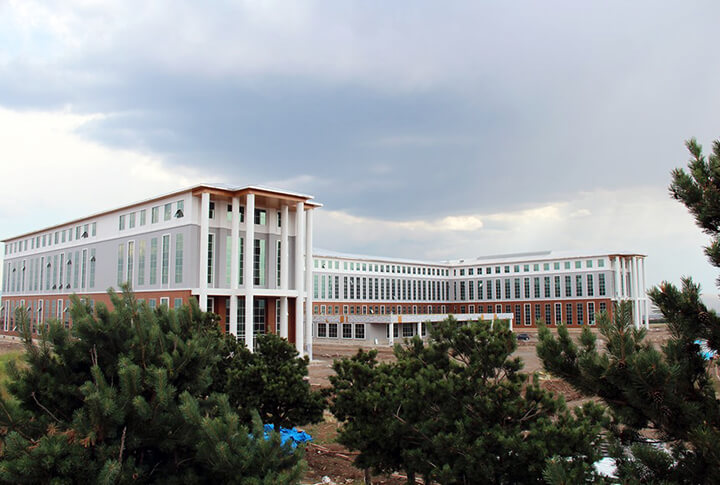 Doğu Anadolunun En Büyük Eğitim Binası Öğrenci Bulabilecek Mi?