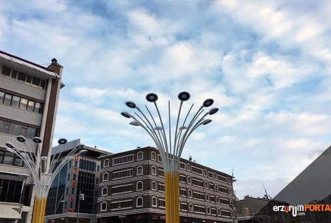 Erzurum Cumhuriyet Meydanını Buradan Seyredin