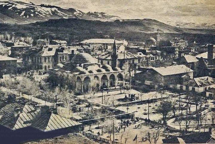 Farklı Zamanlarda Çekilmiş 10 Ayrı Lala Paşa Cami Fotoğrafı