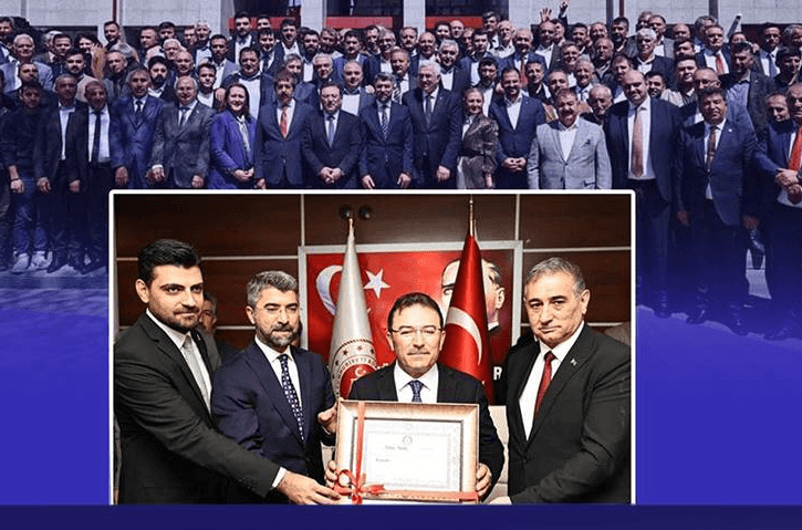 AK Parti Erzurum Millet Vekilleri Mazbatalarını Aldılar