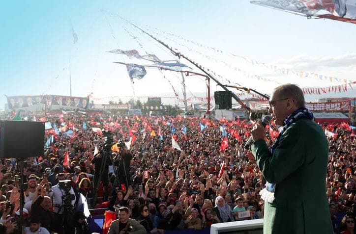 Cumhurbaşkanı Erdoğan'ın Erzurum Mitinginden Notlar!