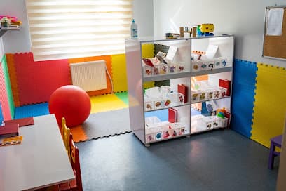 Paylaşım Özel Eğitim ve Rehabilitasyon Merkezi & Floortime & Duyu Bütünleme Merkezi
