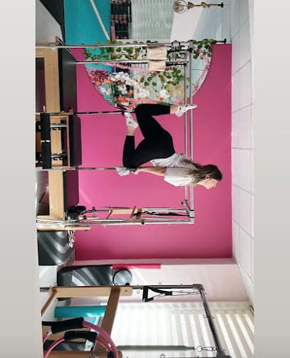 PLUS REFORMER&YOGA STUDYO