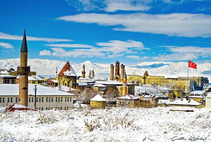 Mavi Beyaz Erzurum