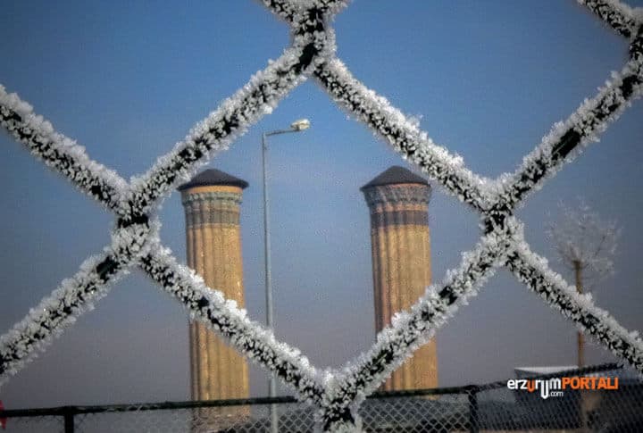 Rotamız, Erzurum'da Görsel Şölen, 'Kırağı'