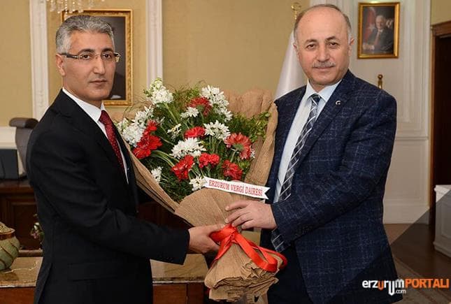 Vali Azizioğlu: Vergi Verme Kutsal Bir Görev