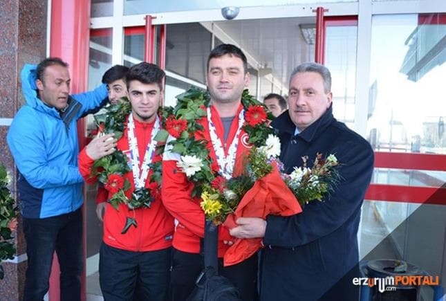 Curling'de Erzurum Tarih Yazdı