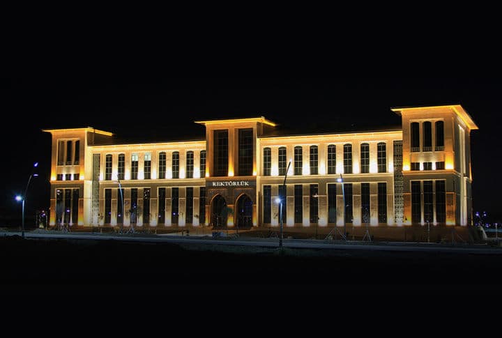 Erzurum Teknik Üniversitesi Atatürk Üniversitesi'ni Geride Bıraktı