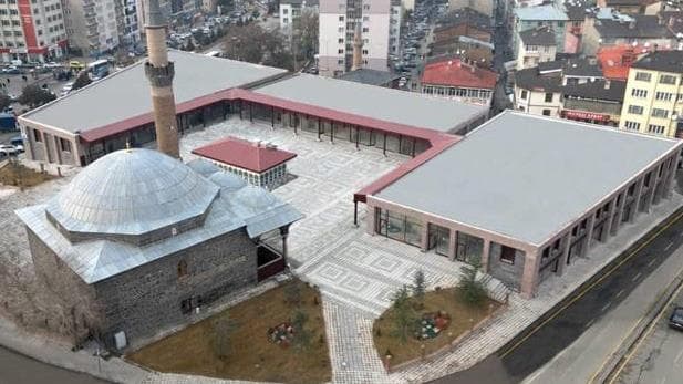 Gürcükapı Kent Meydanı Açıldı
