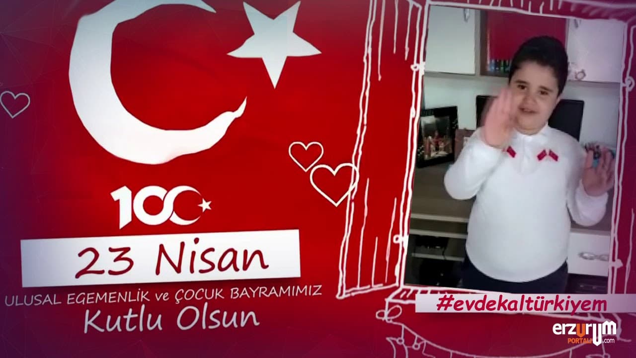 İşaret Dili İle Bayrak Şiiri Alkışı Hak Etti!