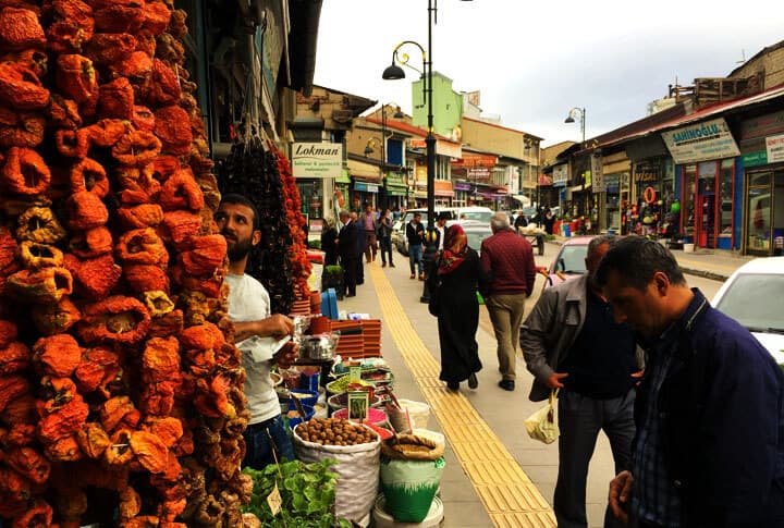 Yedi Haftalar Geleneğiyle "Erzurum Çarşı Pazar"dı!..
