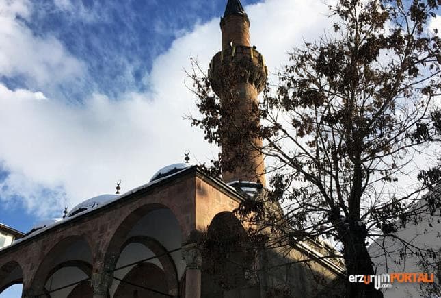 Banisinin Vali Olduğu İbrahim Paşa Cami