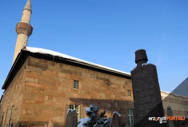 Erzurum Türbeleri ve İnanç Turizmi