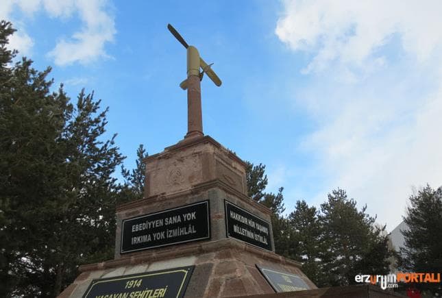 İlk Şehidi Hafız Hakkı Paşa Olan Erzurum Kars Kapı Şehitliği
