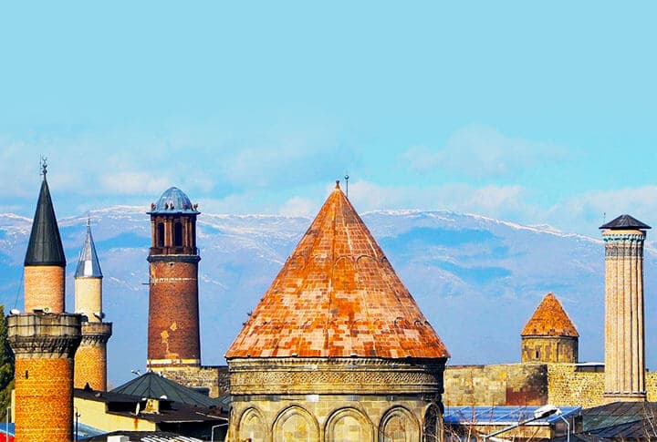 Puşkin Ve Tanpınar'ın İzinden Erzurum Yolculuğu