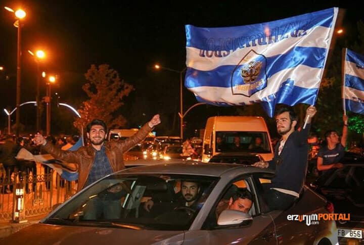 Erzurum'da Yer ve Gök Mavi, Beyaz!