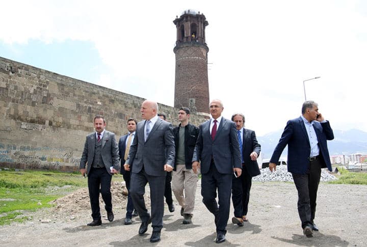 İki Kardeş ve Komşu Şehrin Yatırım ve Projeleri Masaya Yatırıldı