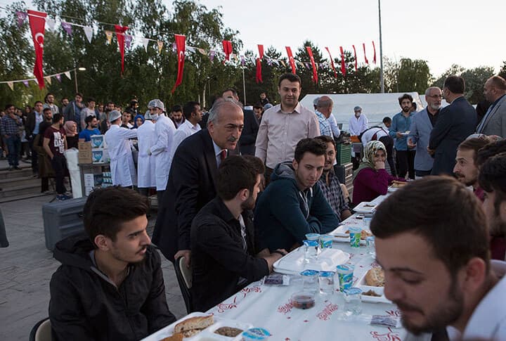 Atatürk Üniversitesinde Bir İlk