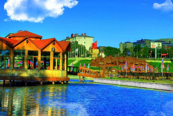 Erzurum'da Değişimin Yeni Adresi 100. Yıl Parkının Eski ve Proje Fotoğrafları