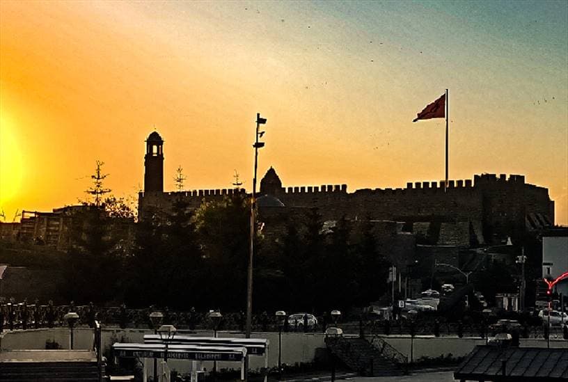İlim Şehri Erzurum'un Osmanlı Dönemi 46 Medrese ve Kütüphanesi!