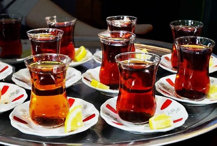 Soğuk Su ile Çay Demlendiğini Duydunuz Mu? Erzurum’da Demlenen Soğuk Çay Detayları!