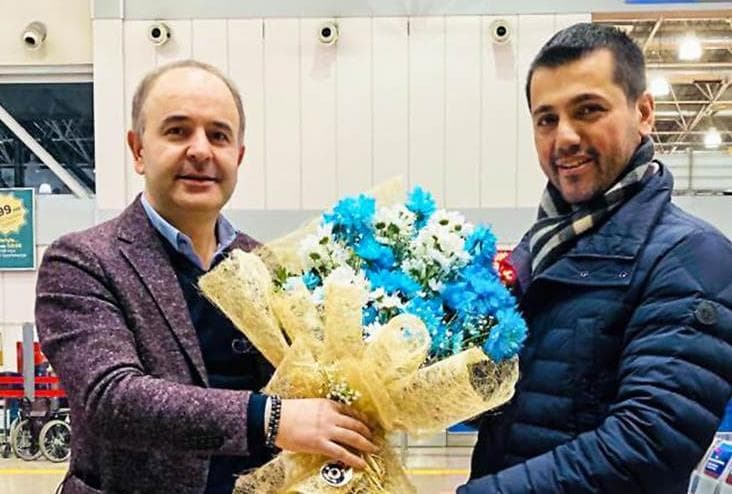 Erzurumspor’un Yeni Başkanı Selefini Uğurladı!