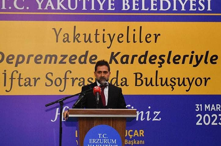 Yakutiye Belediyesi Depremzedelerle İftar Yaptı