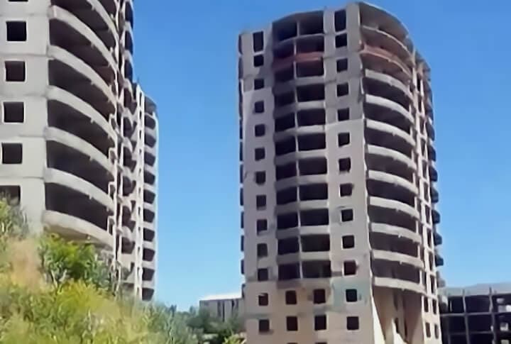 Yüzlerce İnsanın Mağdur Olduğu New City Konutları 550 Bin Liraya Sökülecek!