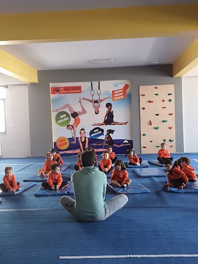 Dr. Arel Amerikan İngilizce Ve Montessori Kreş ve Okul Öncesi Eğitim