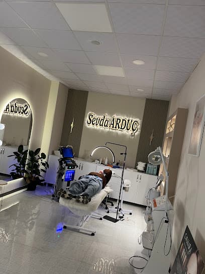 Mones Beauty Center