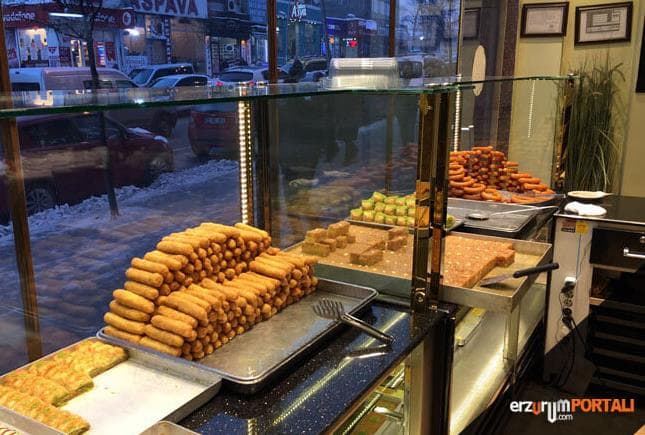 Tatlıcı Ökkeş Usta