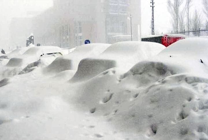 Erzurum'da Son 20 Yılın Kar Rekoru!