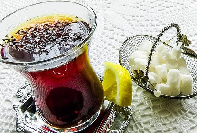 Çayın Yanından Ayrılmayan Limonun İlginç Bir Özelliği!