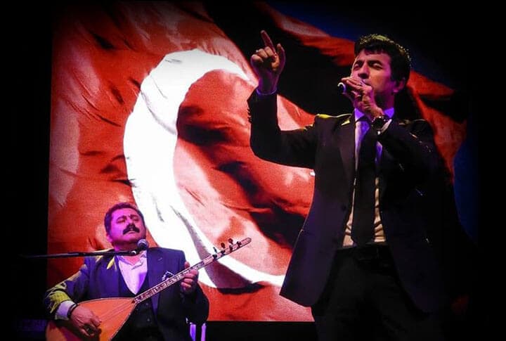 'Biz Türkiye'yiz' Sanat Yönetmeni, MHP İspir Belediye Başkan Adayı Ahmet Çoşkun