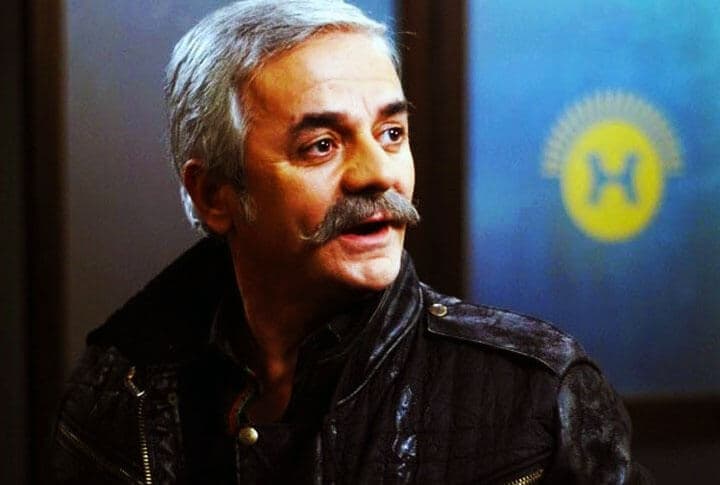 Birçok Filmde Başrolde Oynayan Erzurumlu Sinema Sanatçısı Zafer Algöz