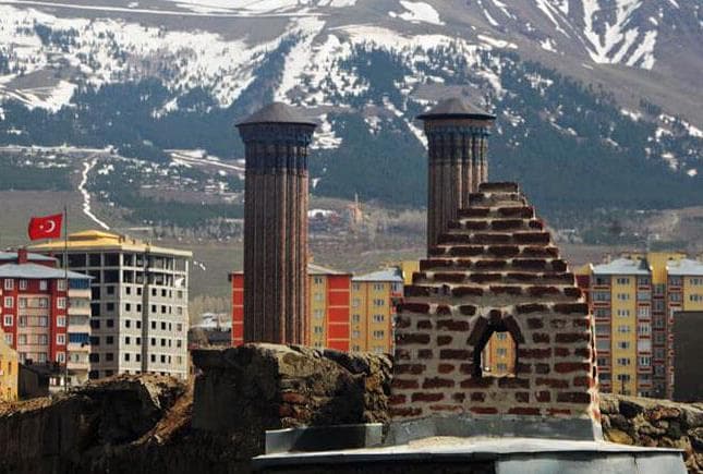 Gelmekten Korkan, Erzurum'un En Nazlı, En Kısa Ömürlü Mevsimi Bahar...
