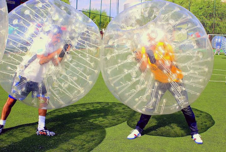 Erzurum'da Futbolu En Eğlenceli Hali Balon Futbolu! İşte Görüntüler