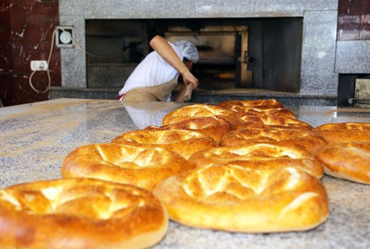 6 Başlıkta Erzurum'da Ramazan Pidesi ve Pide Kuyruğu!