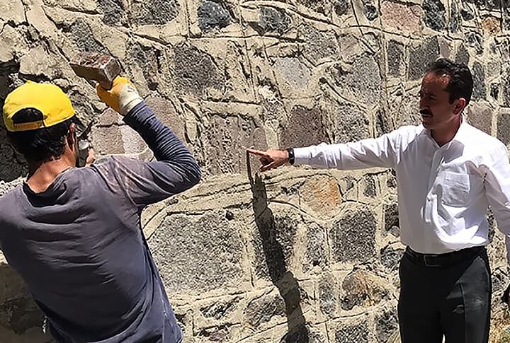 Erzurum'da, Bahçe Duvari Yapiminda Kullanilan Tarihi Taslar Artik Müzede!